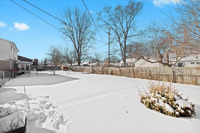 5925 -5929 W Inkster Road, Garden City, MI 48135