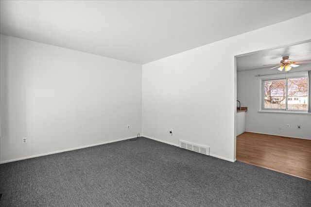 5925 -5929 W Inkster Road, Garden City, MI 48135