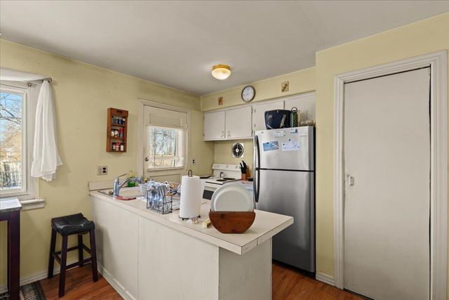 5925 -5929 W Inkster Road, Garden City, MI 48135