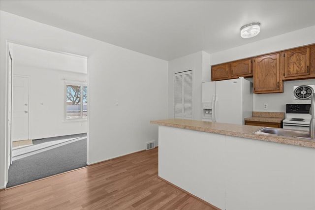 5925 -5929 W Inkster Road, Garden City, MI 48135