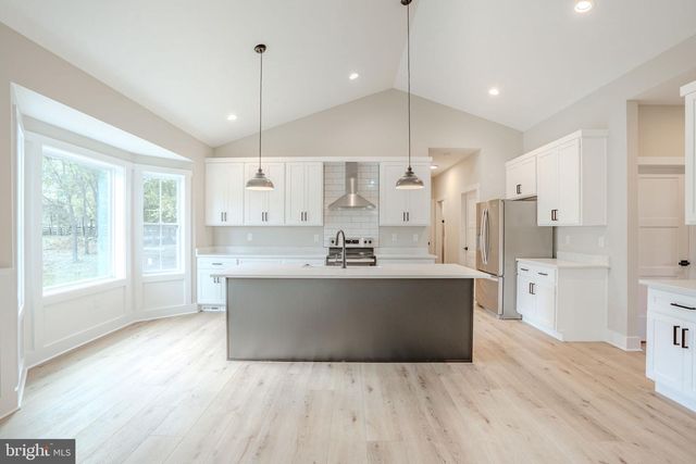 15N MISTLETOE LN, Shepherdstown, WV 25443