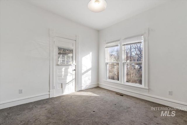 817 W Thatcher Street, Boise, ID 83702