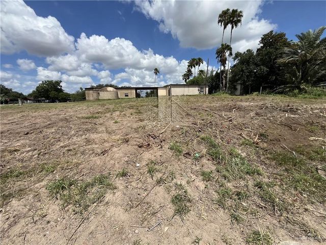 1101 S Willow Street, La Feria, TX 78559