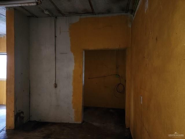 1101 S Willow Street, La Feria, TX 78559