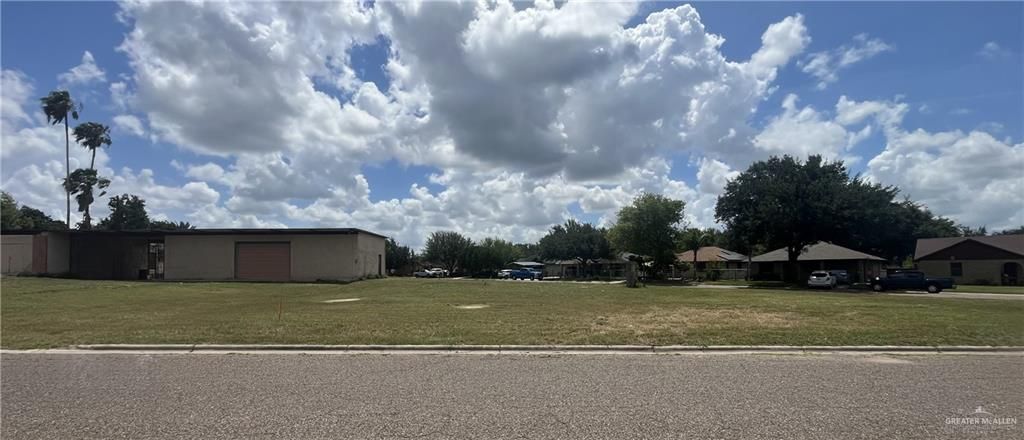 1101 S Willow Street, La Feria, TX 78559