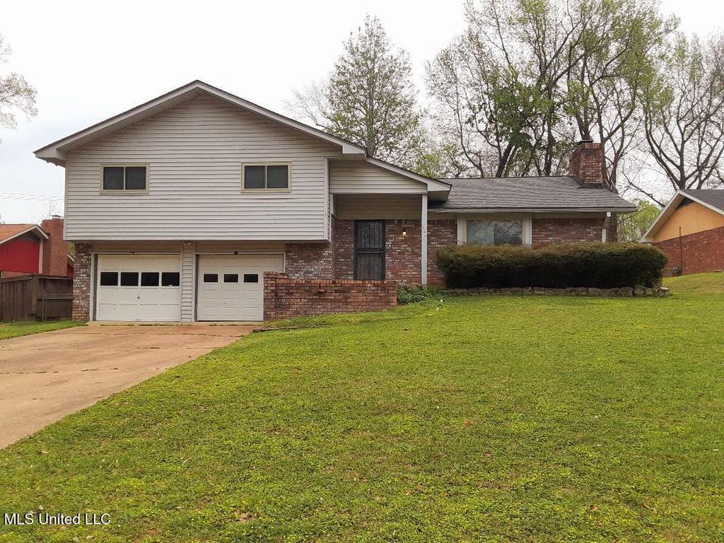 364 Sharon Hills Drive, Jackson, MS 39212