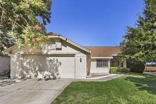 6109 Brockenhurst Dr, Elk Grove, CA 95758