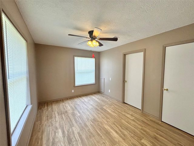 909 W Elder, Colmesneil, TX 75938