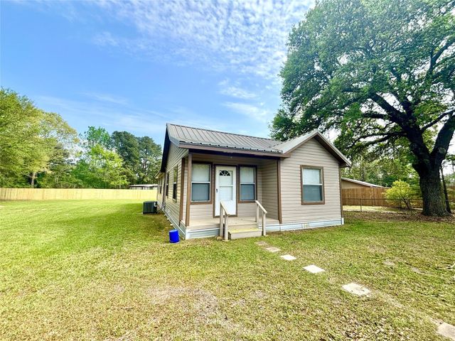909 W Elder, Colmesneil, TX 75938