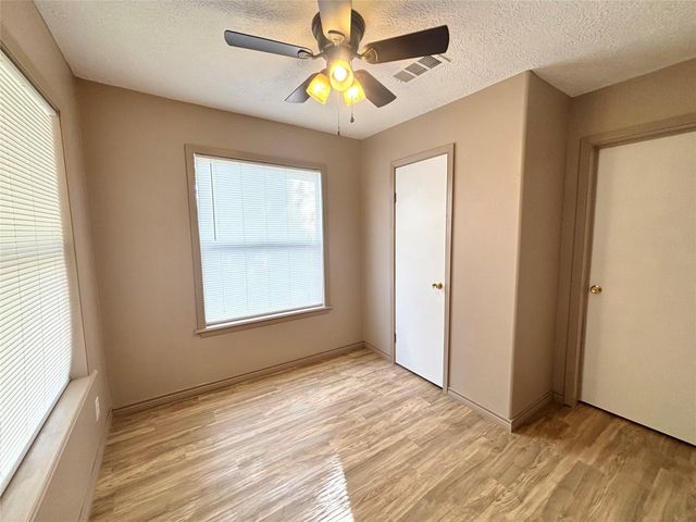 909 W Elder, Colmesneil, TX 75938