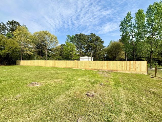 909 W Elder, Colmesneil, TX 75938