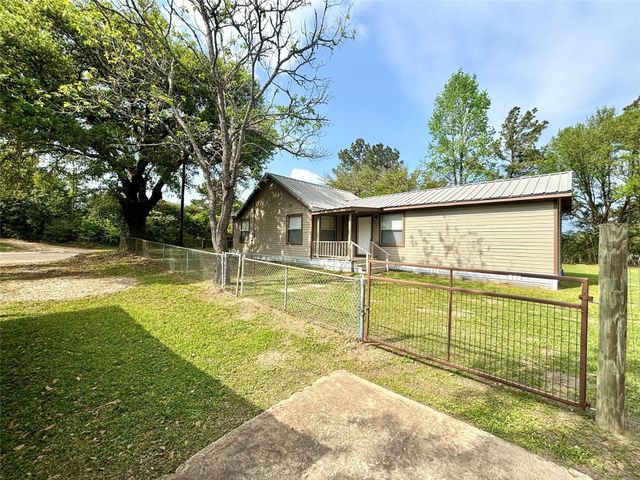 909 W Elder, Colmesneil, TX 75938