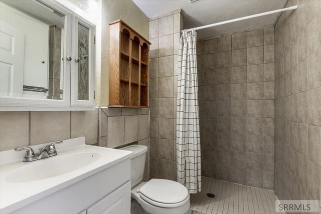 795 N Shilling Avenue, Blackfoot, ID 83221