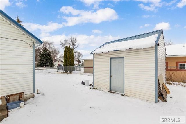 795 N Shilling Avenue, Blackfoot, ID 83221