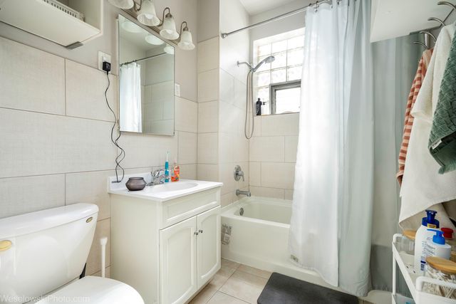 3039 N Haussen Court, Chicago, IL 60618