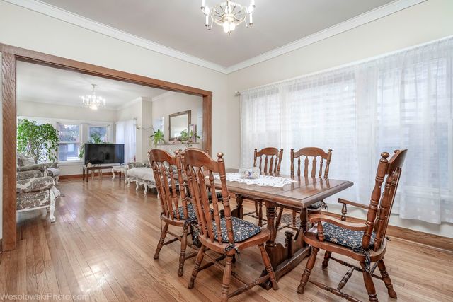 3039 N Haussen Court, Chicago, IL 60618