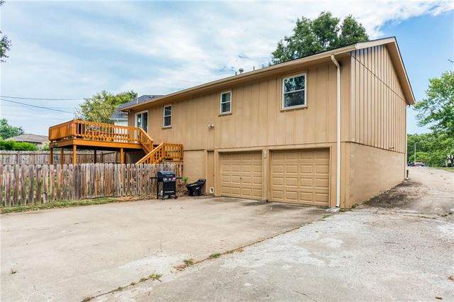 15135 W 152nd Circle, Olathe, KS 66062