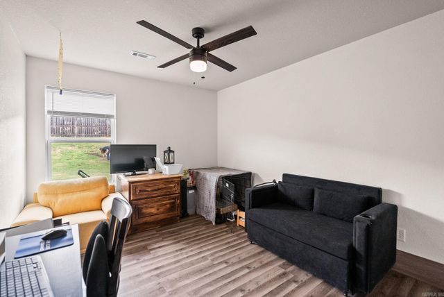 31 Summer Wind Road, Conway, AR 72032