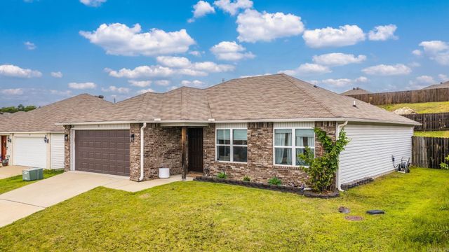 31 Summer Wind Road, Conway, AR 72032