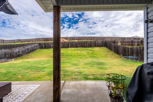31 Summer Wind Road, Conway, AR 72032