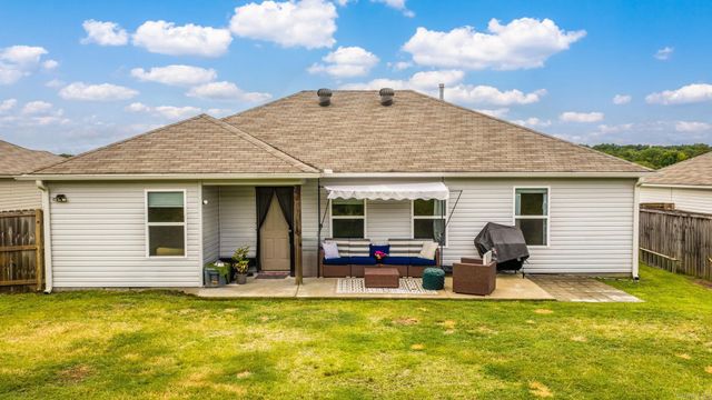 31 Summer Wind Road, Conway, AR 72032