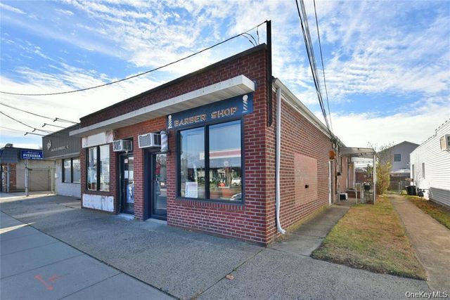 542 east meadow, Hempstead, NY 11554