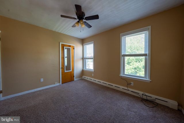 22 E ROSS ST, Lancaster, PA 17602