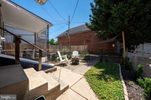 22 E ROSS ST, Lancaster, PA 17602