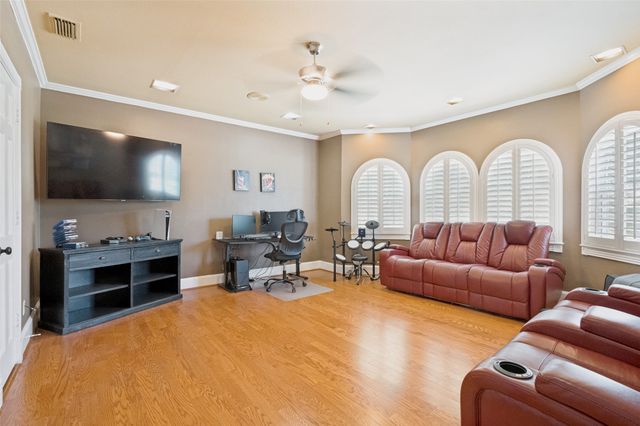 636 Bent Creek Drive, Desoto, TX 75115
