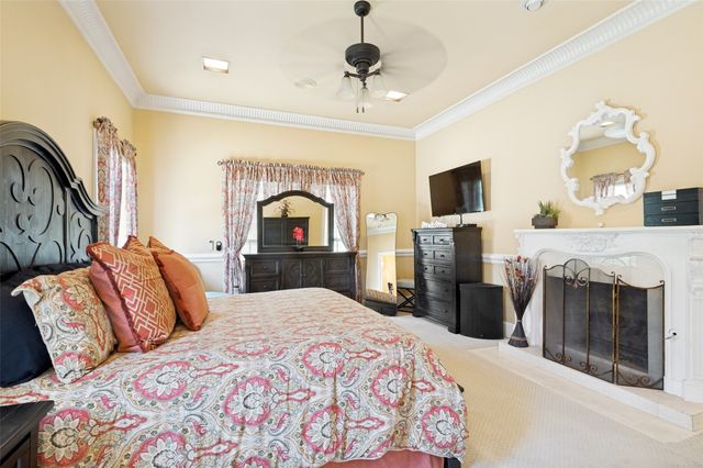 636 Bent Creek Drive, Desoto, TX 75115