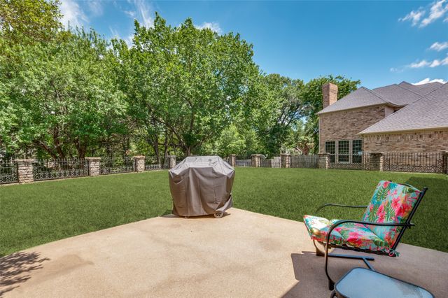 636 Bent Creek Drive, Desoto, TX 75115
