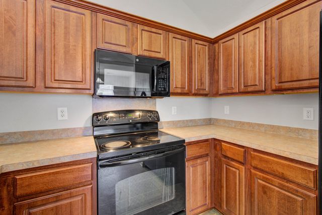 306 Huntington Court, Hanahan, SC 29410