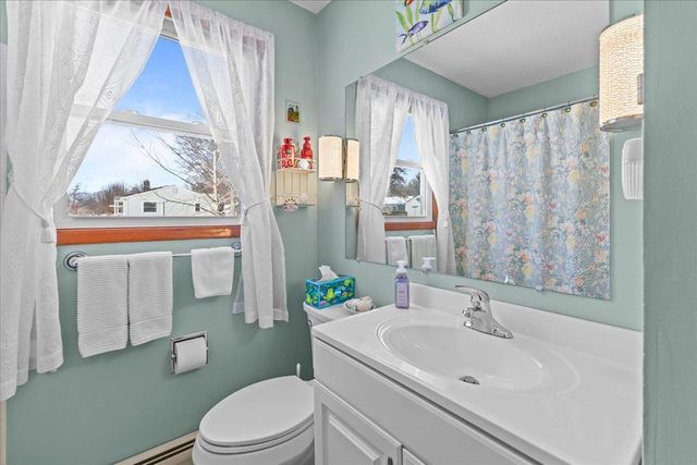 50 Matthew Avenue, Burlington, VT 05408