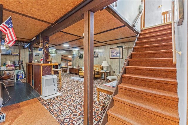 50 Matthew Avenue, Burlington, VT 05408