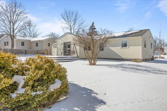 50 Matthew Avenue, Burlington, VT 05408