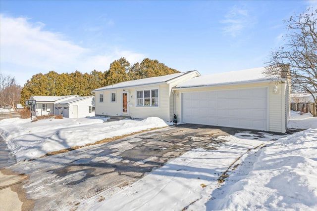 50 Matthew Avenue, Burlington, VT 05408