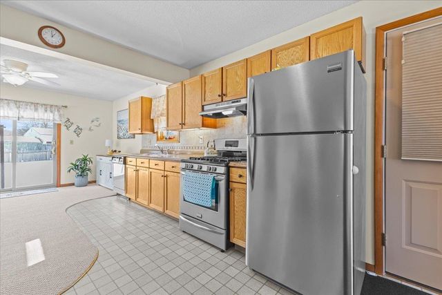 50 Matthew Avenue, Burlington, VT 05408