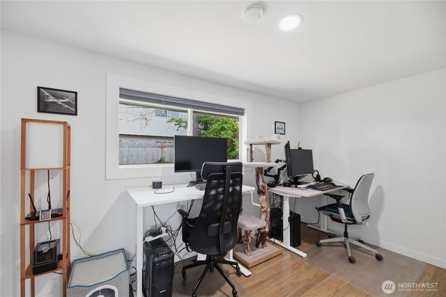 3404 NE 11th Place, Renton, WA 98056