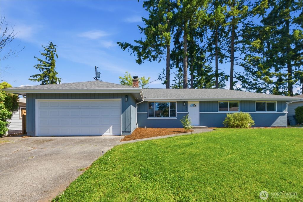 3404 NE 11th Place, Renton, WA 98056