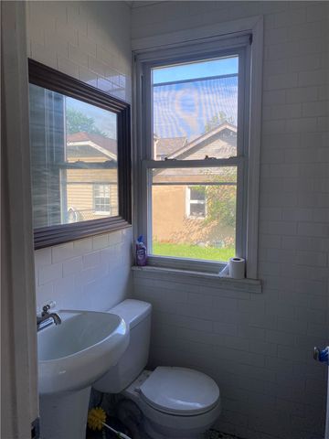 614 Howard St, Brownsville, PA 15417