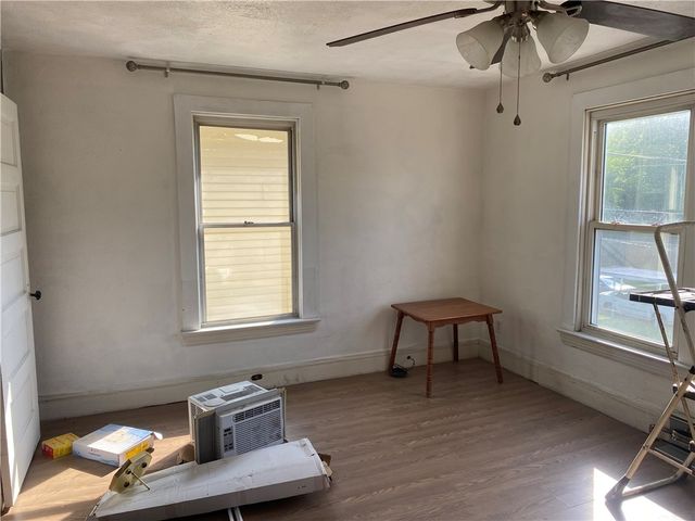 614 Howard St, Brownsville, PA 15417