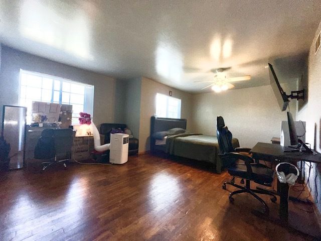124 Village Creek Drive, Lake In The Hills, IL 60156