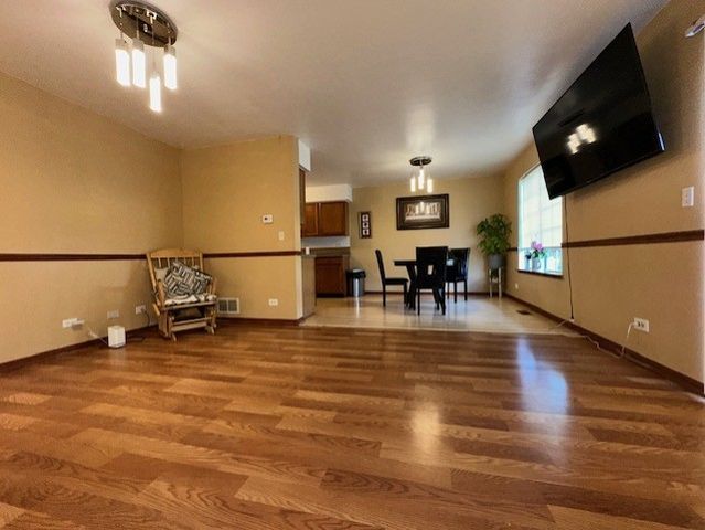 124 Village Creek Drive, Lake In The Hills, IL 60156