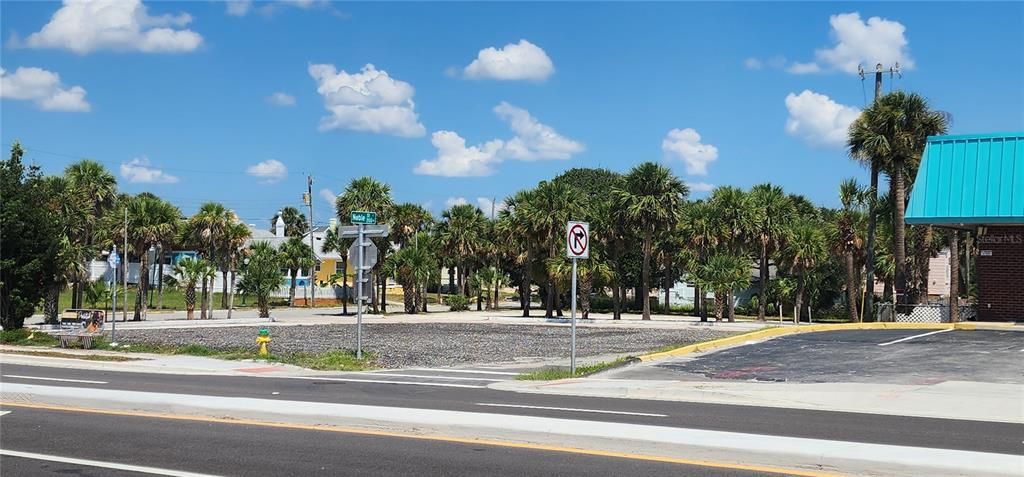 E INTERNATIONAL SPEEDWAY BOULEVARD, Daytona Beach, FL 32118