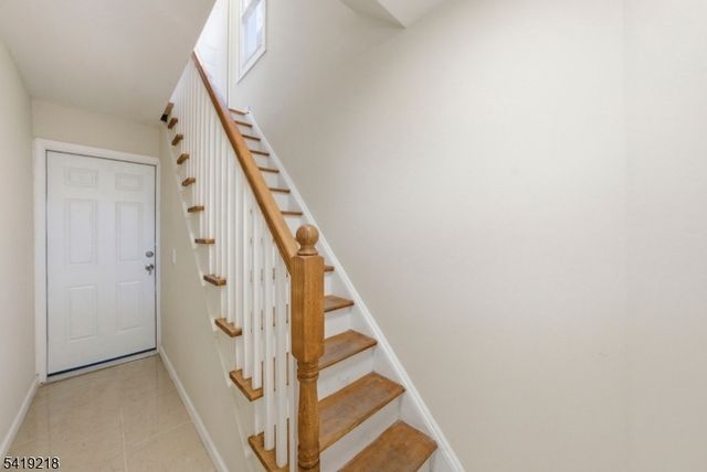 216 Delaware St, Elizabeth City, NJ 07206