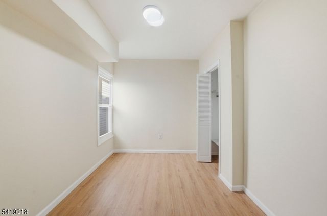 216 Delaware St, Elizabeth City, NJ 07206