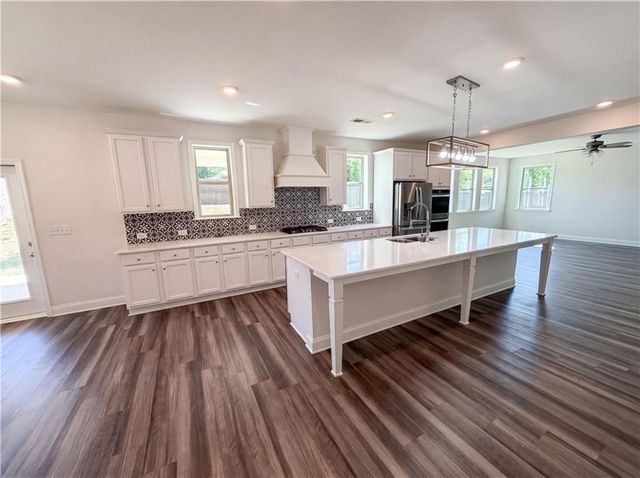 4877 Cooper Farm Drive, Buford, GA 30518