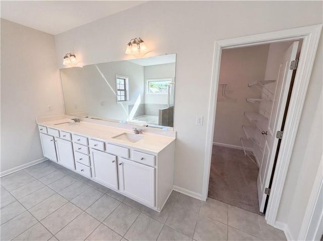 4877 Cooper Farm Drive, Buford, GA 30518