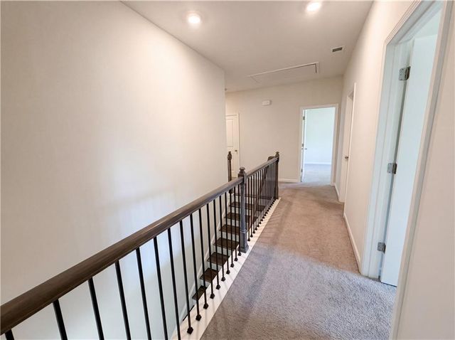 4877 Cooper Farm Drive, Buford, GA 30518