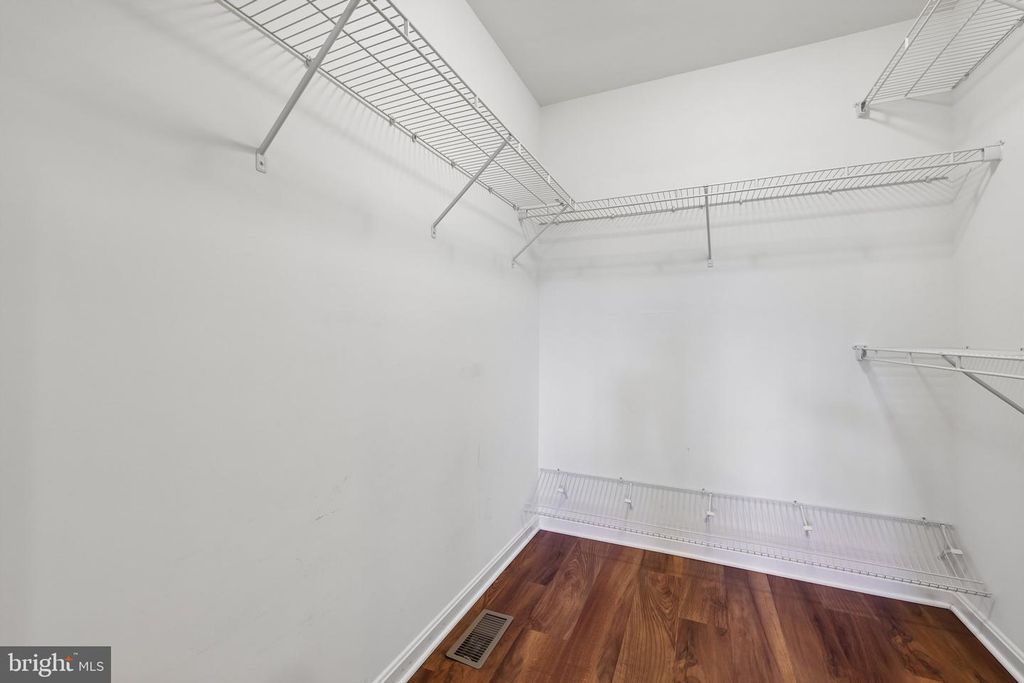 Image 24 of property listing at 1828 CASSANDRA DR #145, Eldersburg, MD 21784